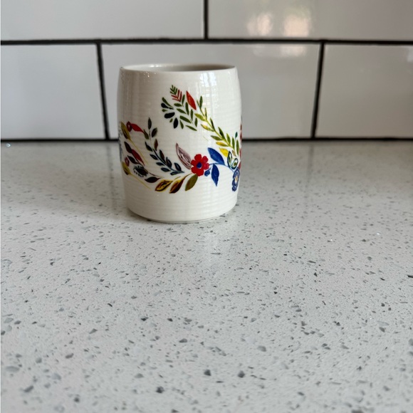 Anthropologie Starla M Halfmann Petal Palette Floral Monogram Letter J Mug - Picture 2 of 6